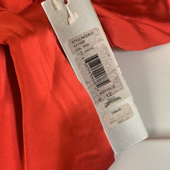 NWT KAY UNGER long evening dress with bow in excellent condition - Picture 11 of 11